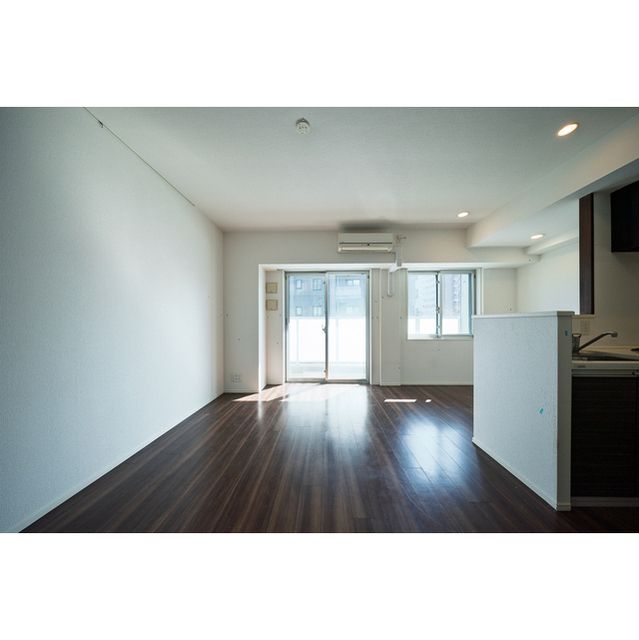 居室・リビング　別室参考画像です。