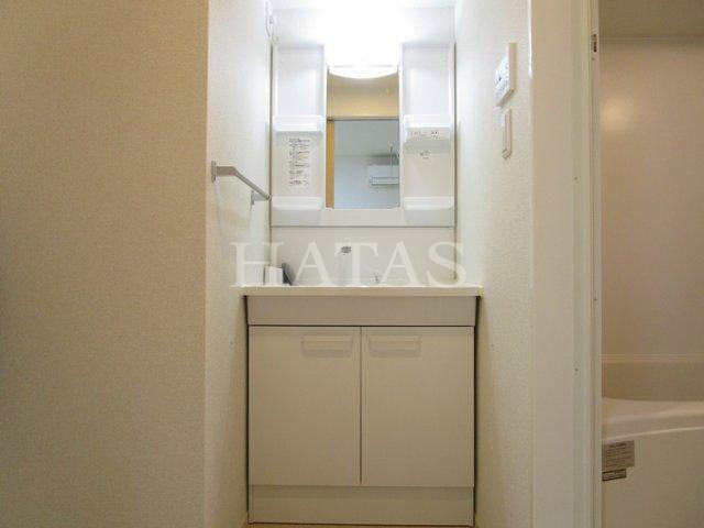 洗面設備　同物件別部屋です。