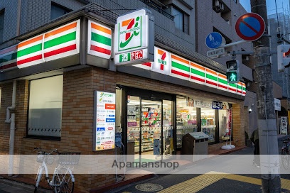 コンビニ　セブン－イレブン北区昭和町店（コンビニ）まで183m