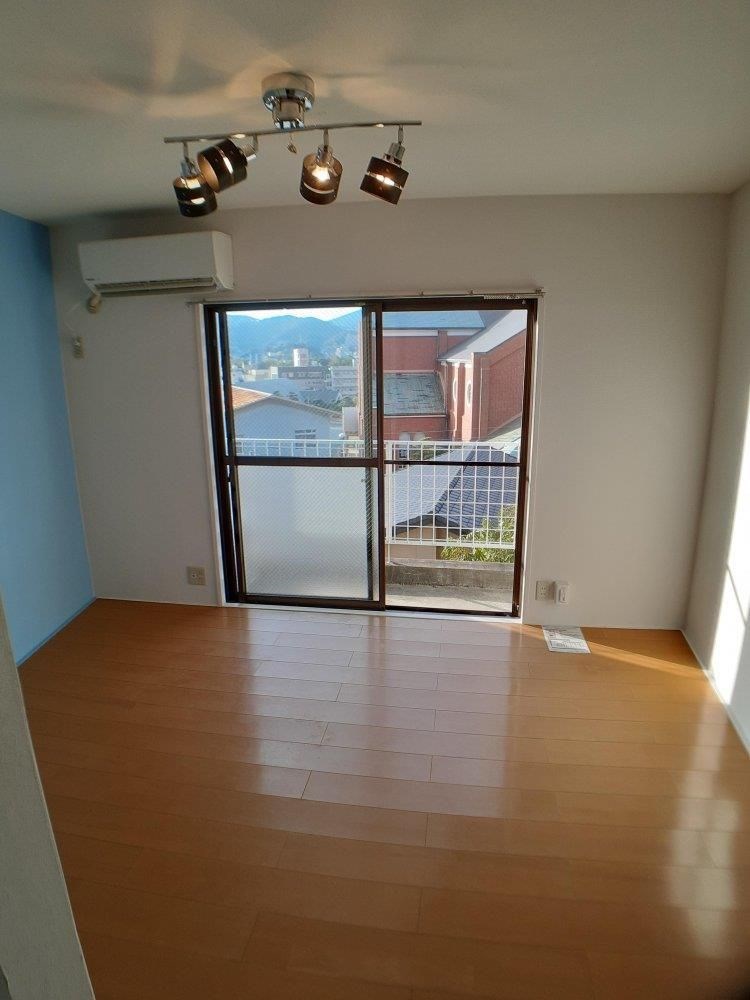 居室・リビング　同型タイプ