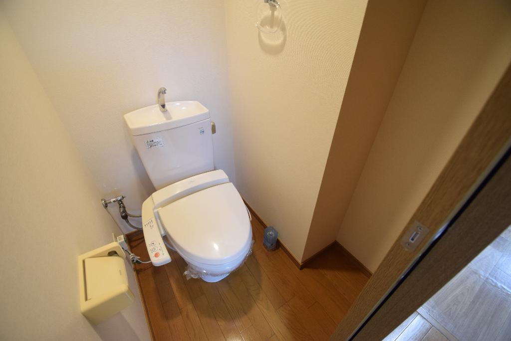 トイレ　シャワー付トイレ