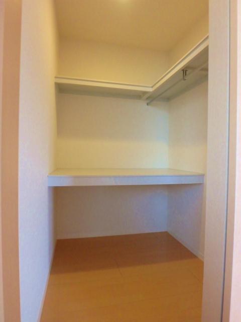 収納　ウォークインクローゼットです。お荷物が多くても安心ですね。