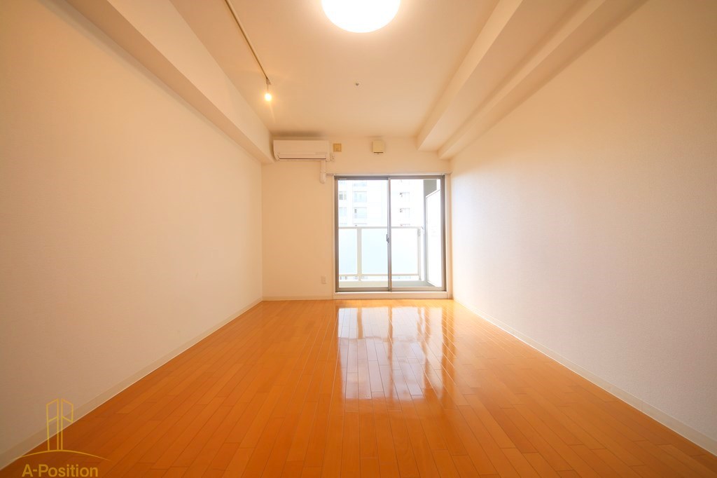 居室・リビング　レジディア京町堀