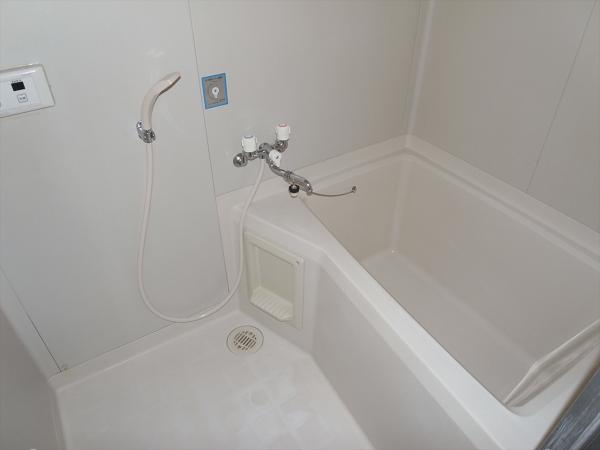 バス・シャワールーム　浴室