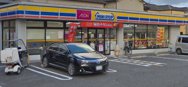 コンビニ　ミニストップ（コンビニ）まで208m