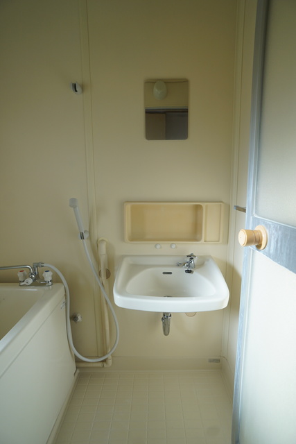 洗面設備　洗面ボウルもついているので、ここで洗顔できますね☆