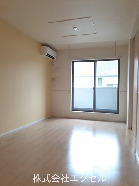 居室・リビング　明るい室内です。