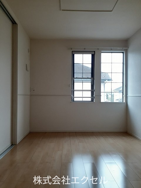 その他部屋・スペース　フローリングの室内です。