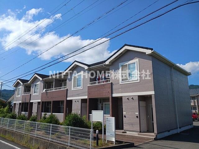 建物外観　お部屋は最上階の角部屋♪