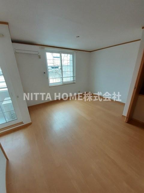 居室・リビング　リビングは１２．９帖です！