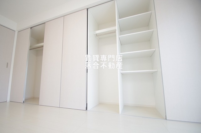 収納　便利なテレビ台付収納あり♪