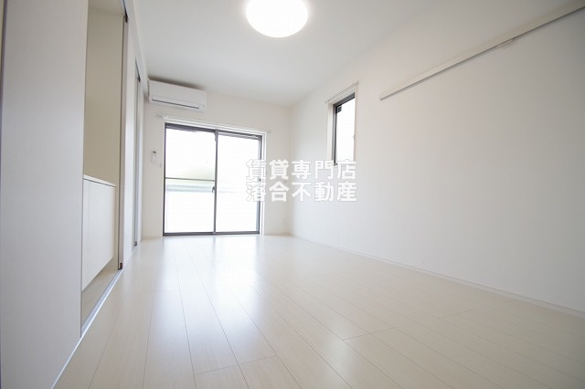 その他部屋・スペース　明るい洋室