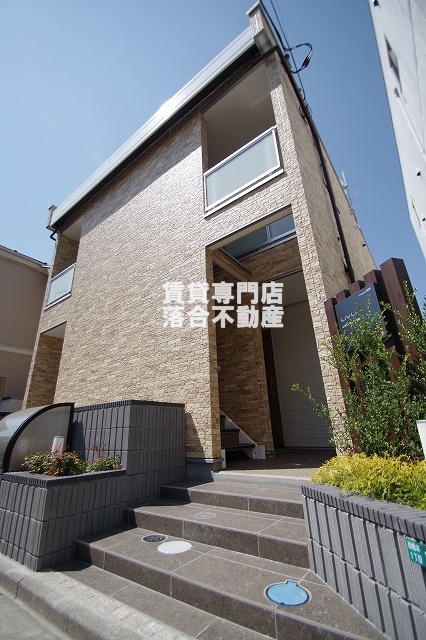 建物外観　2020年3月完成