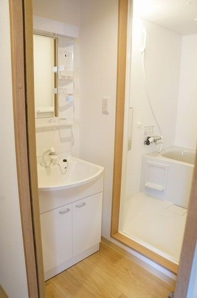 洗面設備　別室参考写真です