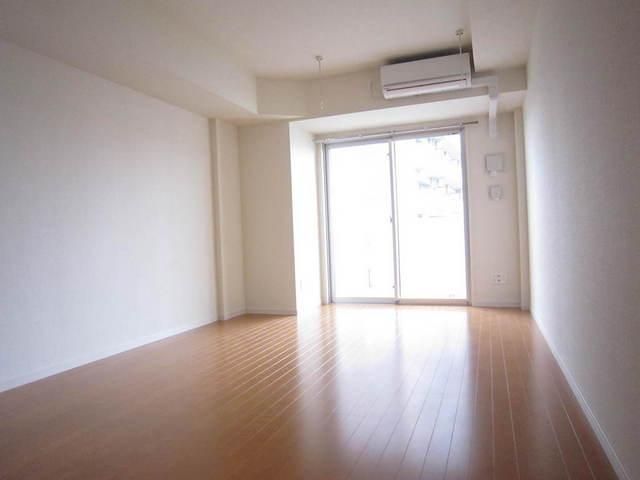 居室・リビング　☆明るい室内☆