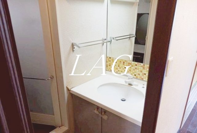 洗面設備　洗面台です。