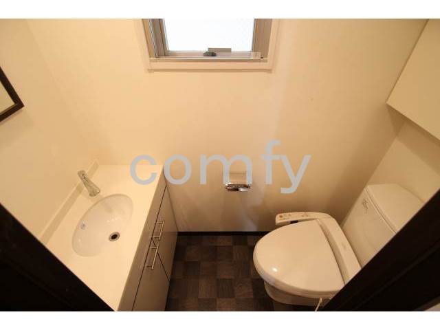 トイレ　ウォシュレット付きトイレ