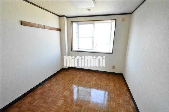 居室・リビング　最上階・角部屋です。