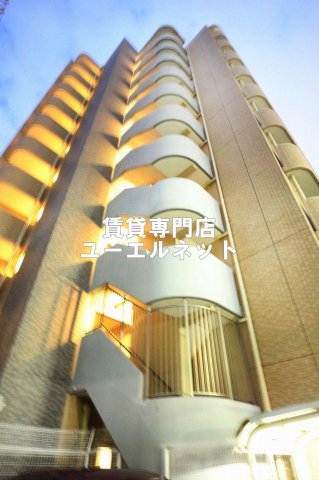 建物外観　シンプルで洗練されたデザインが毎日の暮らしに心地よさをプラス