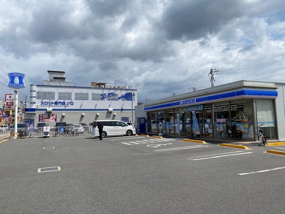 コンビニ　ローソン広島コイン通り店（コンビニ）まで525m