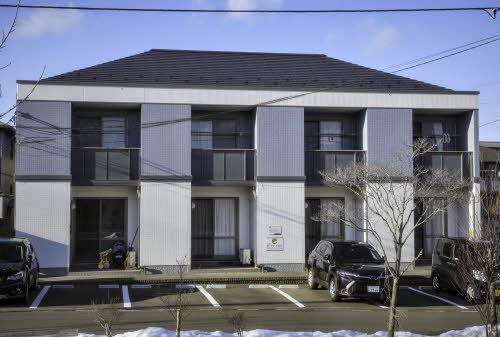 建物外観　建物正面