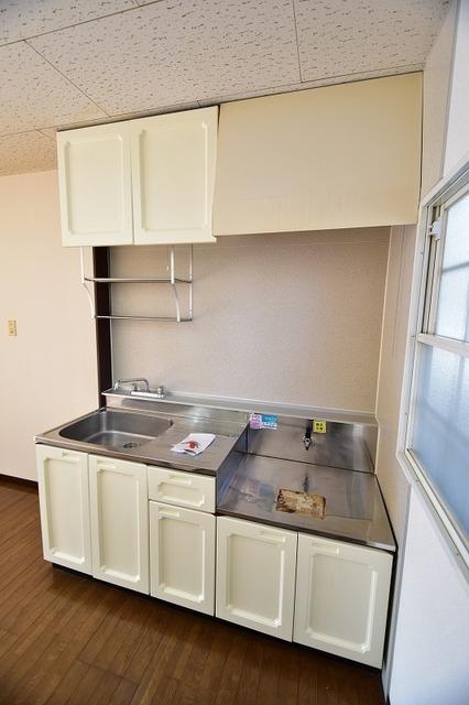 キッチン　コンロ設置可能なキッチンスペース♪