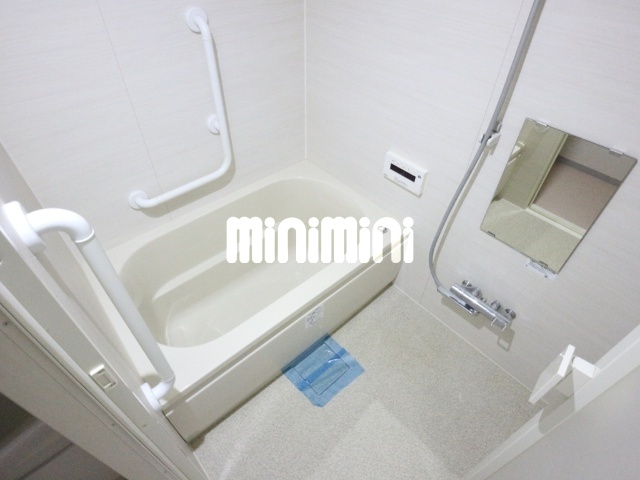 バス・シャワールーム　別号室参考写真です