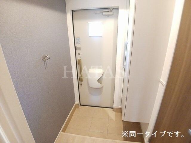 玄関　同型タイプの写真です