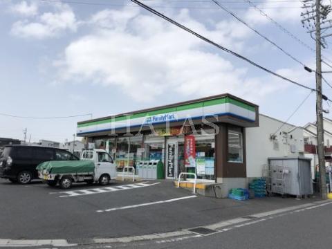 コンビニ　ファミリーマート　森岡店（コンビニ）まで677m