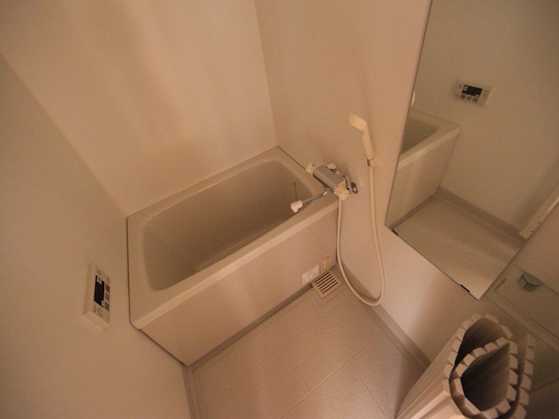 バス・シャワールーム　浴室暖房乾燥機能付バス
