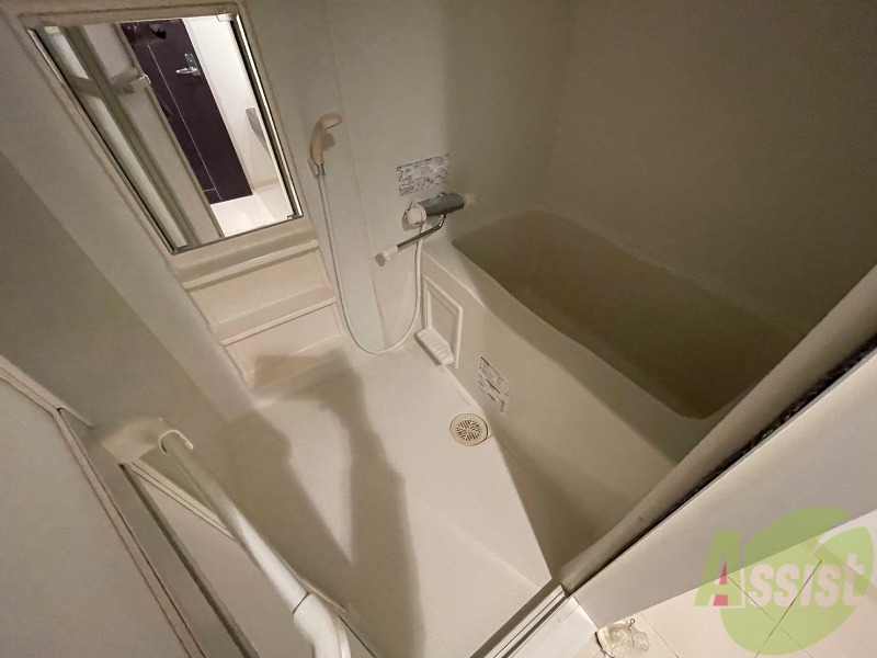 バス・シャワールーム　お風呂です。ゆっくりお風呂につかるのも体に良いですね～