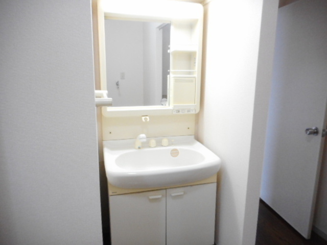 洗面設備　洗髪洗面化粧台