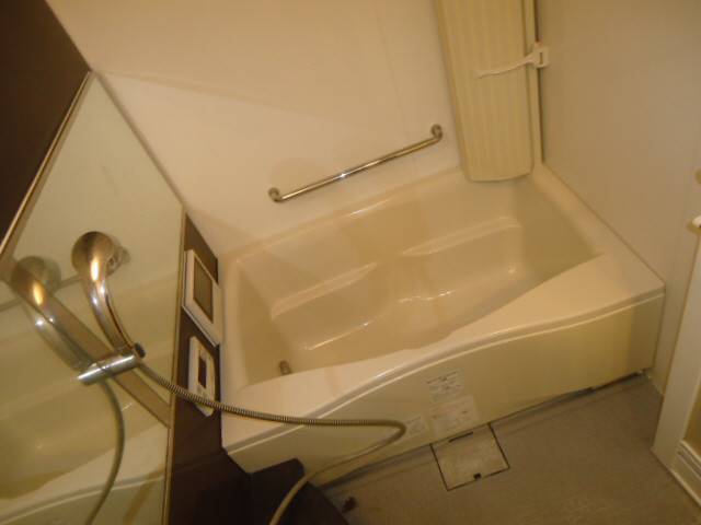 バス・シャワールーム　浴室