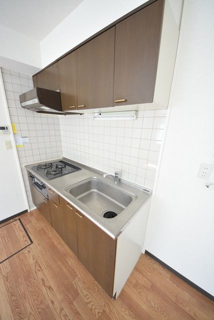 キッチン　便利なシステムキッチンです。