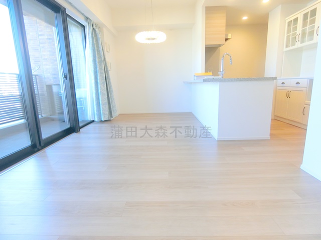 居室・リビング　LDK13.9帖