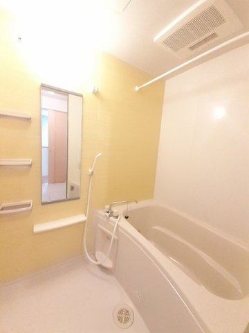 バス・シャワールーム　きれいなお風呂です