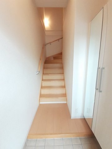 玄関　落ち着いた玄関です