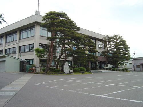 役所　勝山市役所（役所）まで1200m