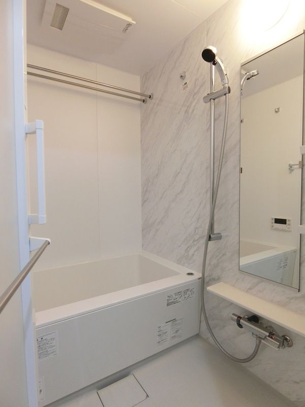 バス・シャワールーム　☆くつろげるお風呂☆