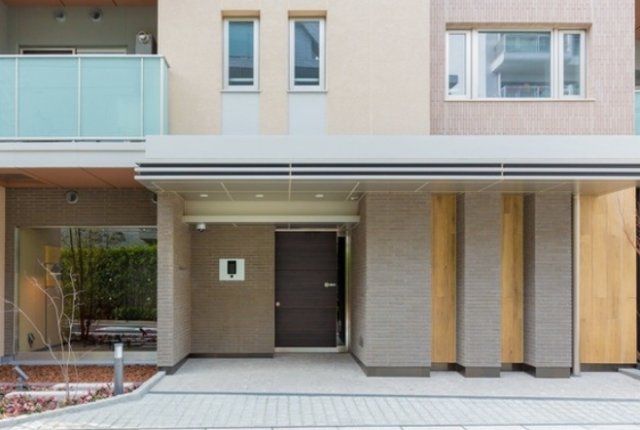 エントランス　☆毎日通るエントランスはこのようになっています☆