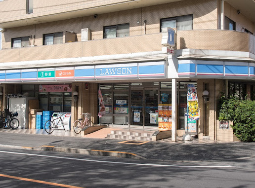 コンビニ　ローソン 江古田一丁目店（コンビニ）まで255m