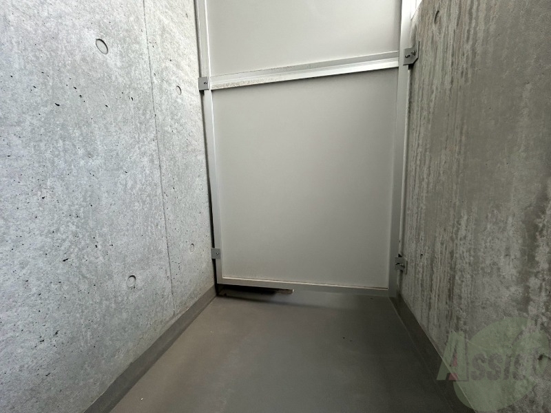 バルコニー　バルコニーが付いていますので一息ついてみてはいかがですか。