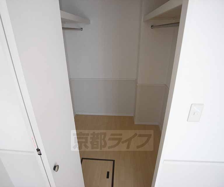 収納　ウォークインクローゼットです。