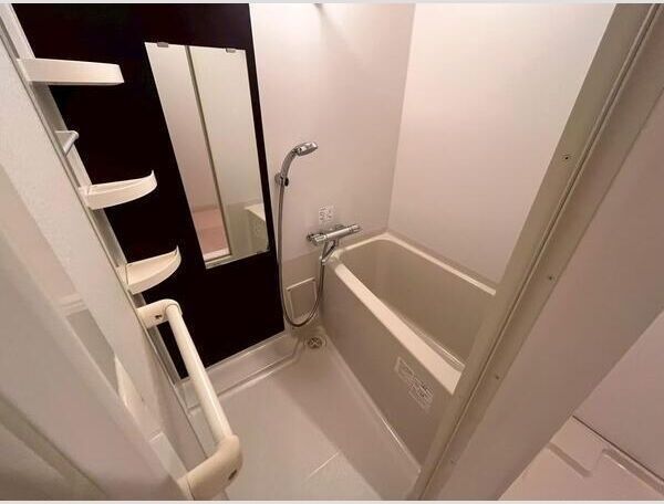 バス・シャワールーム　☆ゆったりくつろげるお風呂☆