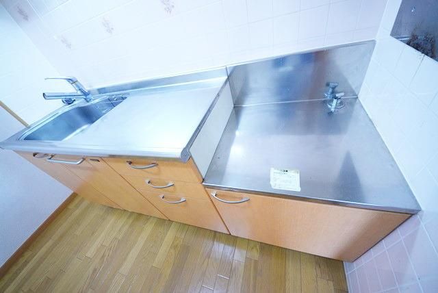 キッチン　★お得な礼金なし★