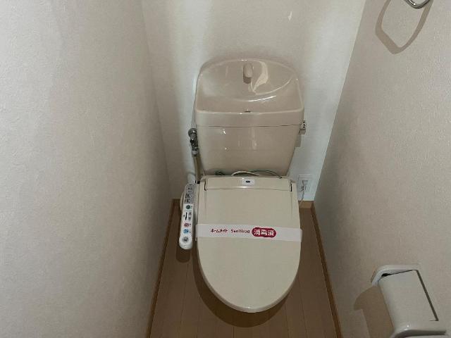 トイレ　シャワー付トイレ
