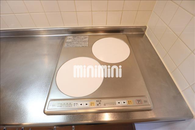 キッチン　ＩＨコンロ二口付き