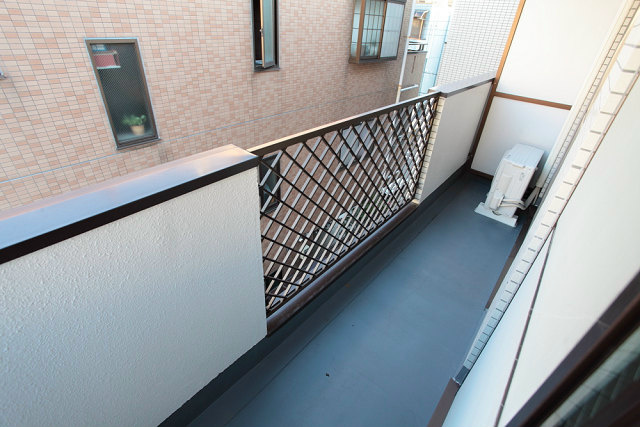 バルコニー　東向き