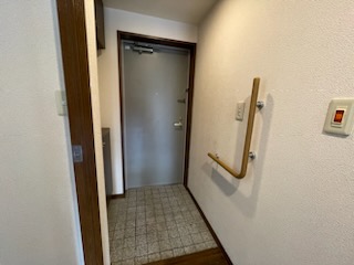 玄関　落ち着いた玄関です