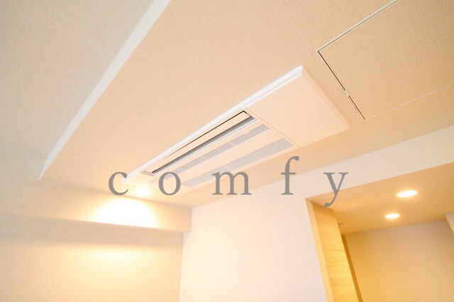 その他設備　ビルトインエアコン